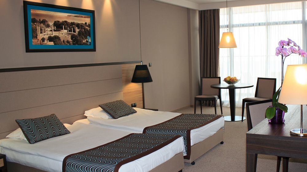 Astera Hotel & Spa With Free Private Beach Golden Sands Exterior photo